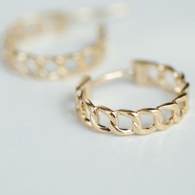 China Rock Style Gold Stud Earrings Link Chain Designs for sale