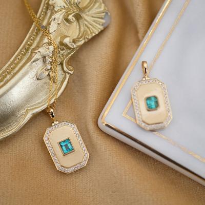 China Charm Emerald Pendant Geometric Rectangle Diamonds and gold simple necklace for sale