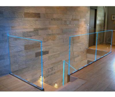 China Modern Aluminum Glass Channel Balustrade LED Light Railings With Way Floor Mounted Exterior Glass Railing System for sale