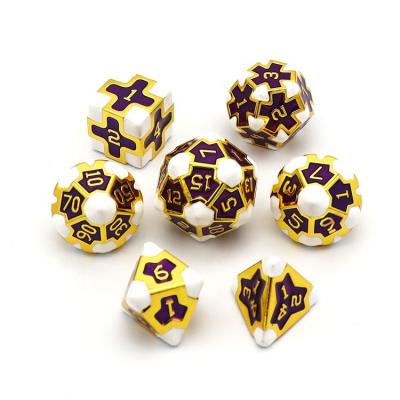 China High Quality Zinc Alloy Solid Portable GAMA Metal Dice Poker Party Game Dice for sale