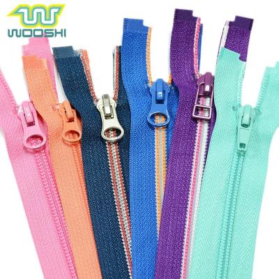 China NO.7 Teeth Special Special Teeth End-End Custom Zippers Wholesale Zippers Nylon Coil Zipper Bag Zipper For Luggage&bags for sale