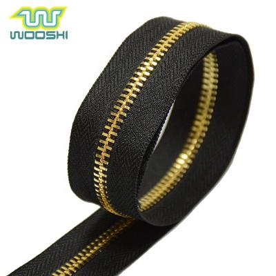 China Viable No Long Chain 5 Metal Zipper Metal Zipper Roll Teeth Custom Gold Zipper For Luggage for sale