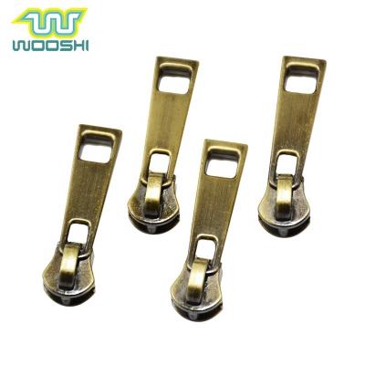 China Nickel Free Zipper Factory Customized Shiny Antique Zinc Alloy Plating Brass Key Locking Zipper Sliders For Luggage for sale