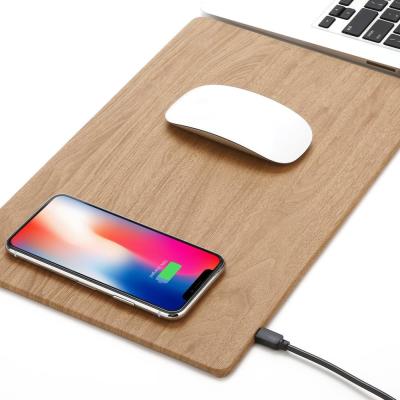 China Desktop Devices Table 5V 2A Fast Wireless Charging Leather Qi-enabled Wireless Mouse Pad for sale