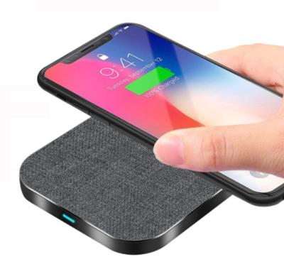 China 10w Qi Fast Wireless Charger Smart Cell Phone Qi Wireless Charger Protection for sale