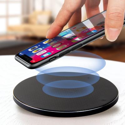 China Cell Phone Universal Mobile Phone Qi Wireless Charging 10W Smart Wireless Charger for sale