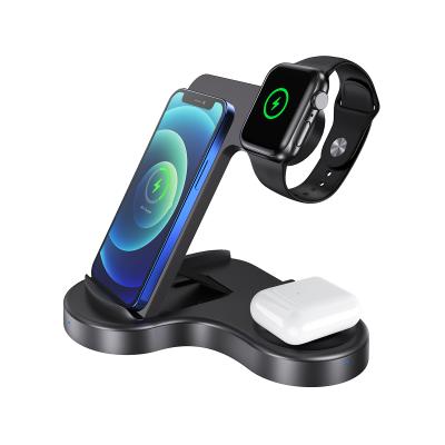 China Earphone Qi 15w Fast 3 in 1 Charger Magsafing Wireless Charger for Iphone 12 for sale