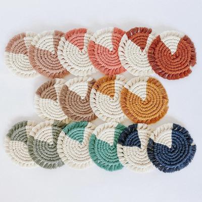 China Sustainable Two Tone Round Macrame Coasters Coffee Table Coaster Set Handmade Boho Decor for sale