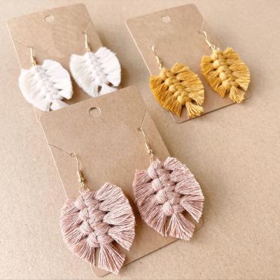 China 100% Handmade Eco-Friendly Boho Jewelry Earrings Leaf Feather Macrame Earrings for sale