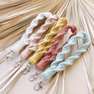 China 100% Eco-Friendly Macrame Spiral Bracelet Main Chain Bracelet Boho Key Chain Bracelet Accessories for sale