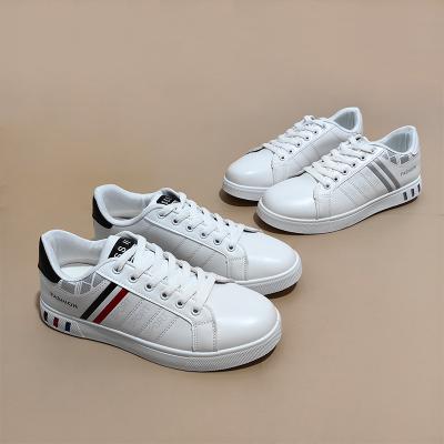 China Fashion Trend M1419 Mens Sneakers Occasion Branded Shoes Casual Sports Outfits White Black Shoes for sale