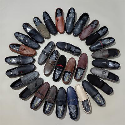 China Fashion Trend M1102 Low Price Men's Bean Boat Shoes Breathable Men's Loafers Genuine Leather Soft Unique Occasion Shoes for sale