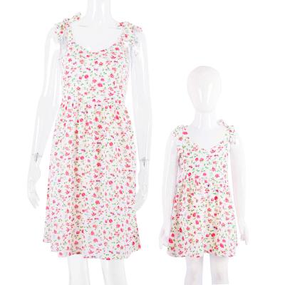 China Latest Selling Excellent Quality 100% Polyester Floral Print Comfortable Warm Family Matching Outfits for sale