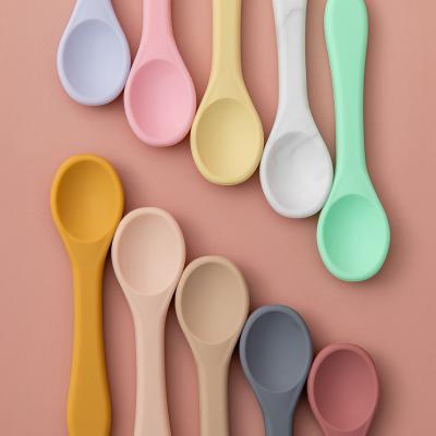 China BPA Free Silicone Spoon Baby Feeding Supplies Multicolor Optional Environmental Friendly Silicone Spoon for sale