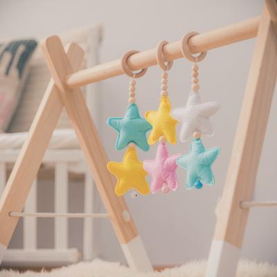 China Wholesale Fitness Soft Frame Wooden Toy Newborn Sensory Toy Wooden Crib Decoration Pendant for sale