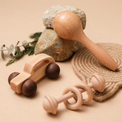 China Natural Eco-Friendly High-end Baby Wooden Rattle Teeth Handmade Toy Car Wooden Rattle Teeth Educational Chew Toy Car for sale