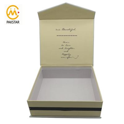 China Recyclable Custom Luxury Printed Wigs Skin Care Cosmetic Magnetic Closure Packaging Gift Rigid Box With Logo for sale