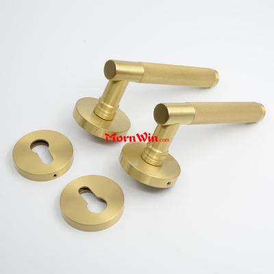 China New Modern Luxury Lever Door Handles Solid Brass Wooden Door Handle Decorative Brass Door Handles for sale