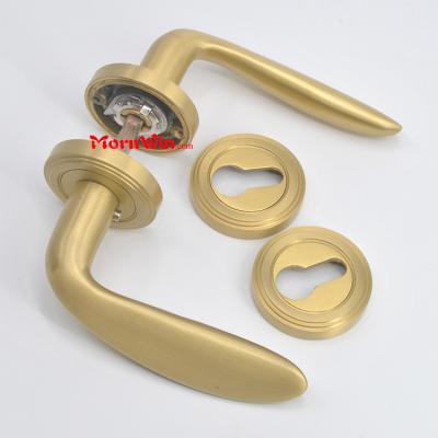 China Internal Brass Door Lever Antique Bronze Effect Door Handle for sale