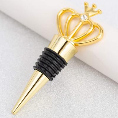 China Manufacturer Wholesale Zinc Alloy Metal Vacuum Gold Crown Wine Stopper Viable Wedding for sale