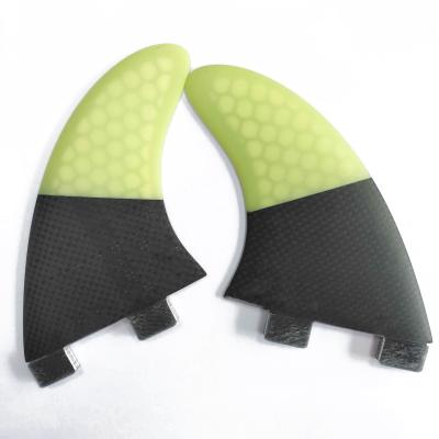 China Water Sports Area Customize Small Size Half Carbon Twin Fin Double Side Honeycomb Tag Fins Bite Fins for sale