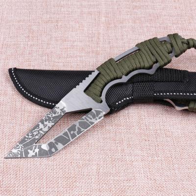 China Easy Carry Stainless Steel Fixed Blade Outdoor Rescue Survival Knife With Paracord for sale