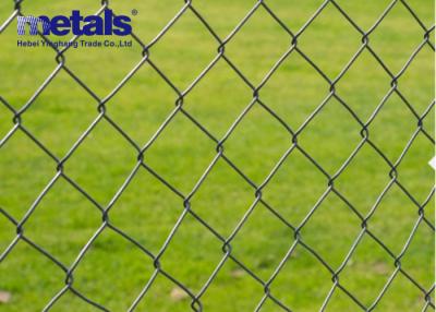 China 7 Feet Galvanized Chain Link Mesh Fence Hole Shape 10m ODM for sale