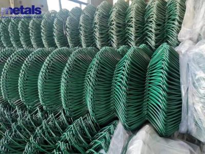 China High Quality Green PVC Coated Diamond Chain Link Mesh Fence 50mm*50mm For Gardens for sale