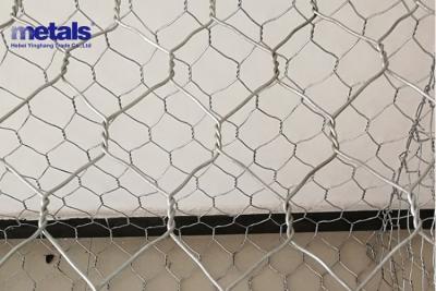 China 1-Inch Size Hex Netting Wire Mesh Made From Galvanized Steel In Silver for sale