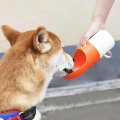 China Outdoor Travel Driver Dog Water Bottle Xiaomi Moestar Rocket Portable Pet Cups 270ml Viable Cup Dog Cat Water Bottle Pet Accompanying for sale