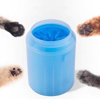 China Viable 3 In 1 Wholesale Portable Pet Paws Remover 2021 Dog Feet Silicone Cup Pet Wash Products for sale