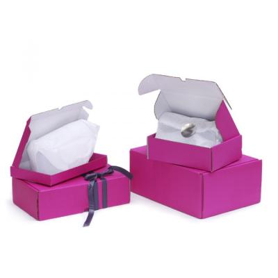 China Agent Recycled Materials Promotion Retail Matte Corrugated Boxes Pink Gift Boxes For Shipping for sale