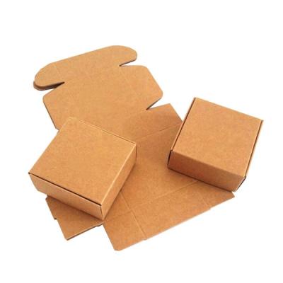 China Chinese Wholesale Hot Sale Recyclable No Printing Size 9*5.5*2.5cm Tuck Top Box Kraft Paper 300gsm Packaging Paper Box For Gift for sale