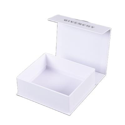 China Recyclable Matte White Folding Rigid Paper Custom Lid Closure Magnetic Cardboard Gift Box Packaging Box For Packaging for sale