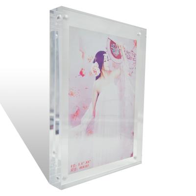 China Waterproof Magnetic Acrylic Picture Frame Photo Frame Block Frame Holder for sale