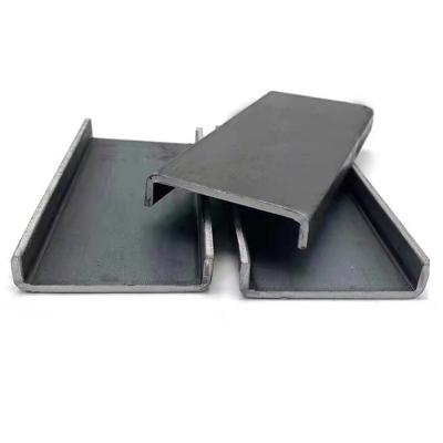 China Steel And Steel Channel Building Construction 30mm C Channel Bracket / Steel U C Channel With Factory Price for sale