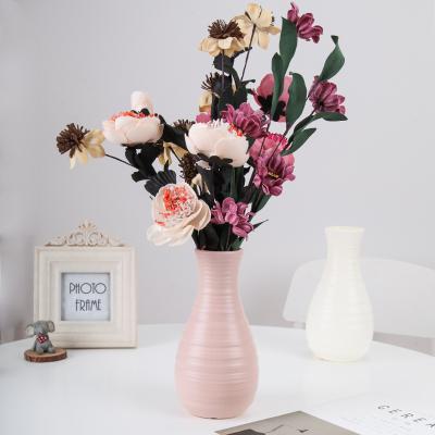 China Colored Home Unbreakable Nordic Tabletop Vase Decoration Modern Plastic Vases For Wedding Office Home Hotel Desk Decoration for sale