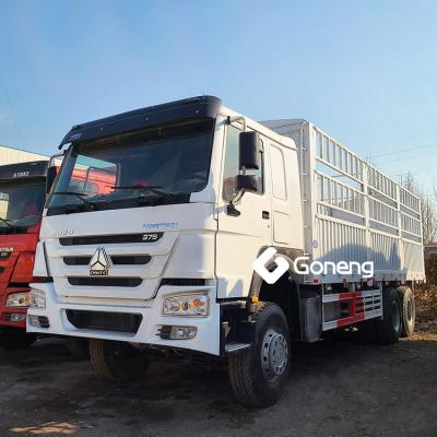 China specifications used cargo truck 8x4 sinotruck howo used barrier van 9614x2496x3450mm for sale