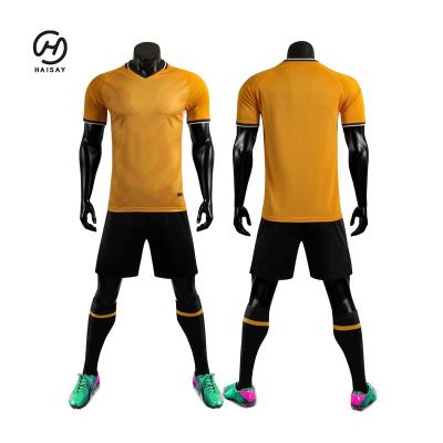 China 2022 And Beathable Football Jersey Factory Quick Dry Set Breathable Polyester Football Wear Soccer Jersey Manufacturer Quick Dry Uniform Blank Jersey for sale