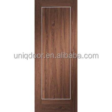 China Decorative Founction Walnut Veneered Room Interior Door Wooden for sale