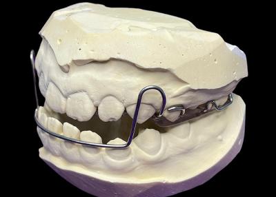 China Aplicativo de ortodontia de fio-guia para movimento e alinhamento precisos dos dentes à venda