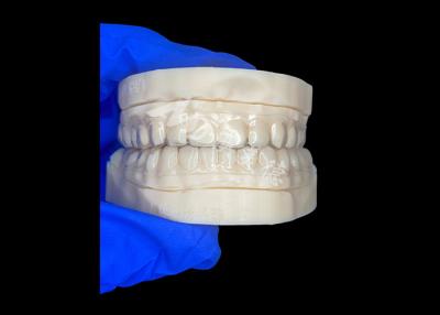 Chine Appareil d'orthodontie à retenue transparente et invisible Matériaux thermoplastiques avancés Fabriqués sur mesure à vendre