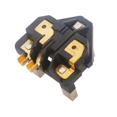 China Residential / General Purpose BS 13A Plug Insert Customize British Standard Power Adapter 2 Internal Cores 3 Pin Square Brass Pin Grounding Flat Plug for sale