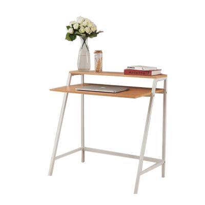 China Rectangle Regular Shape Wooden Computer Table With Metal Laptop With Shelf for sale