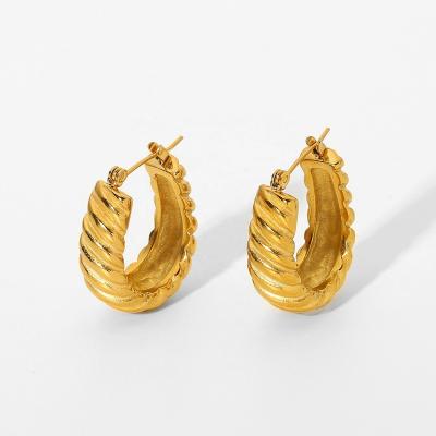 China 2022 Trendy Chunky Twist Crescent Stainless Steel Earring 18K Gold Huggie Circle Hoop Earrings for sale