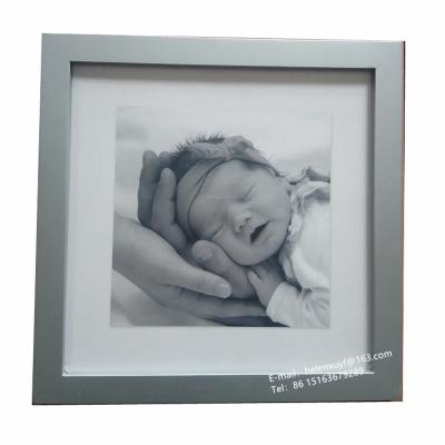 China Classic Double Sided Plastic Wooden Picture Frame New Borned 30x30 Cm Baby Photo Frame for sale