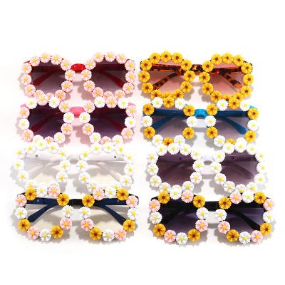 China Newest Cute Sunlight Sunglasses Children Shape Sun Glass Children's Delicate Frame Little Girls Design for sale