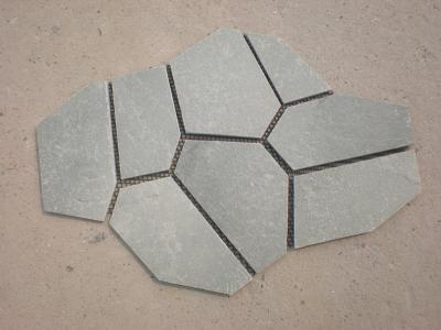 China Grey Split Face Slate Flagstone Patio Natural Slate Meshed Flagstone Exterior Wall Stone for sale