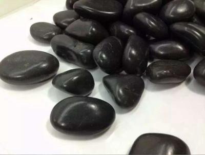 China Polished Black Pebble Stones,Black Cobble Stones,Black River Stones,Cobble River Pebbles,Landscaping Pebbles for sale