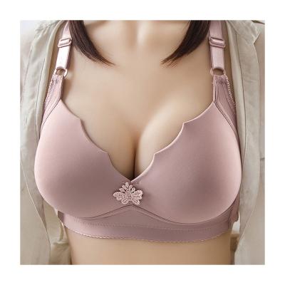 China 36-44 QUICK DRY 46 size women sports seamless bra lift up big cup seamless radio plus size bras for big women for sale